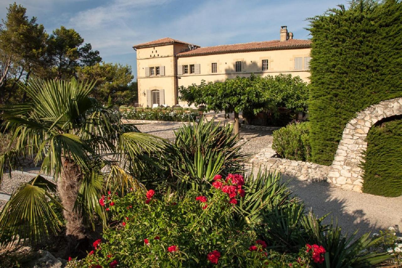 Domaine De La Tourelle Orgon Екстериор снимка